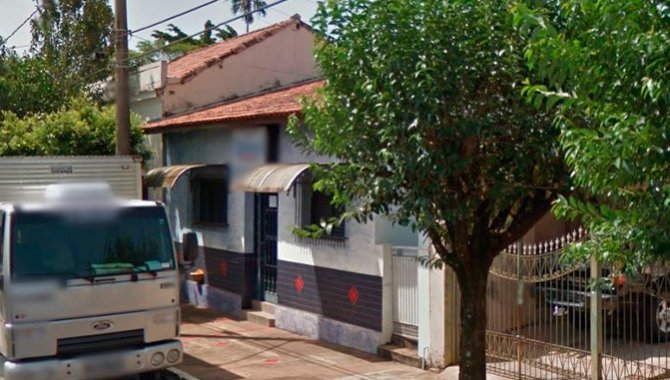 Foto - Casa em Terreno de 220 m² - Vila Santa Terezinha - Bariri - SP - [1]