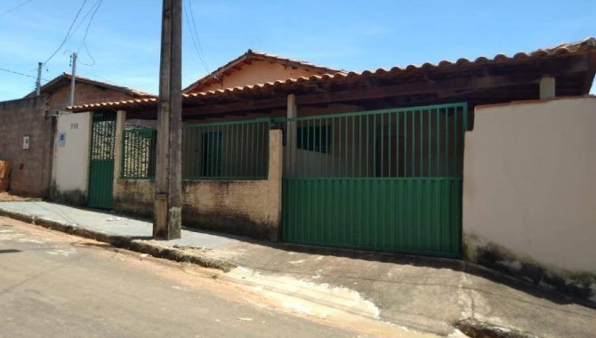 Foto - Casa 135 m² - Medalha Milagrosa - Pedrinópolis - MG - [39]