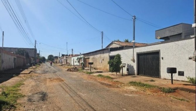 Foto - Casa - Trindade-GO - Rua Girassol, 373 - Casa 02 - Setor Palmares - [2]