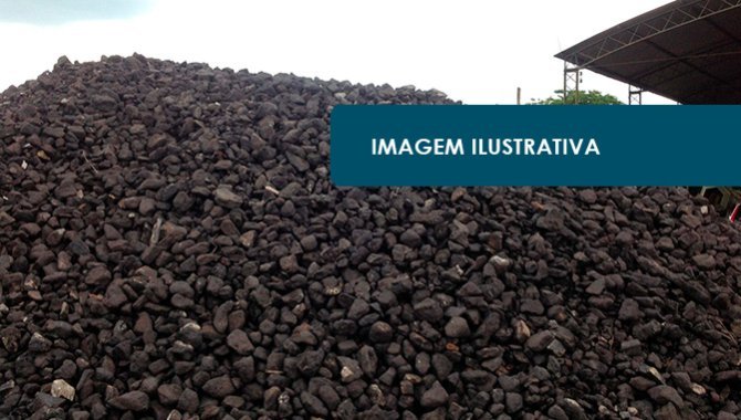 Foto - Aproximadamente 46.756 mil toneladas de Manganês (divididas em 7 pilhas) - [1]