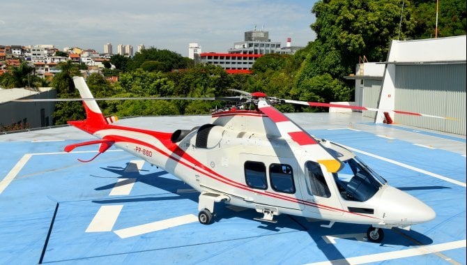 Foto - Helicóptero Executivo Agusta AW109SP - Prefixo PP-BBD, ano 2011 - [7]